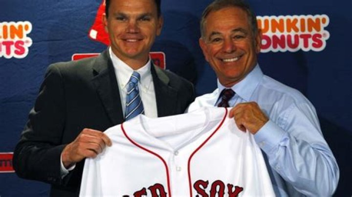 Did Bobby Valentine manage the Red Sox?