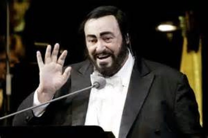 Did Pavarotti die poor?