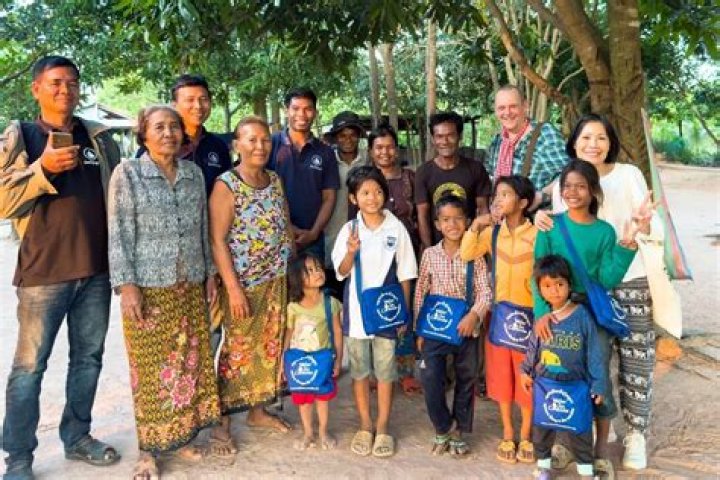 Do kids work in Cambodia?