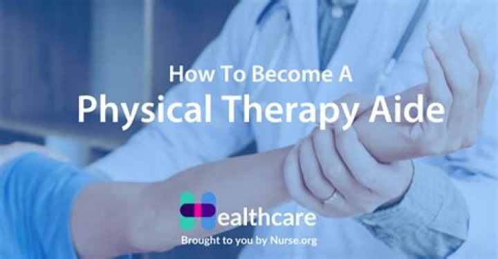 What is the difference between physical therapy tech and aide?