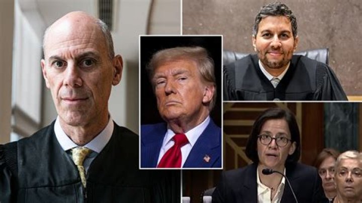 What pays more judge or lawyer?